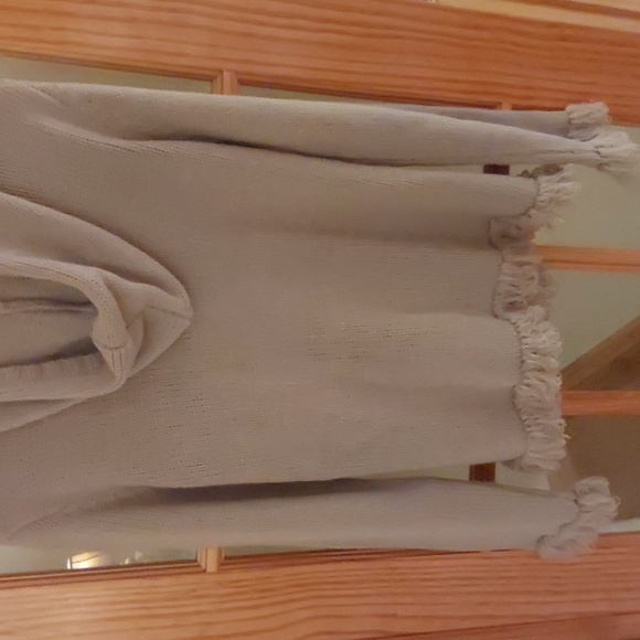 Faded Glory Missy Extra Large tan sweater with zipper and hood - Picture 7 of 7